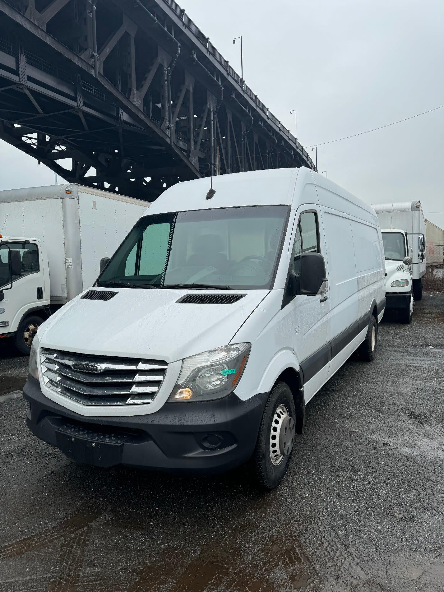 2018 Mercedes Benz SPRINTER 3500 For Sale Day Cab 860581